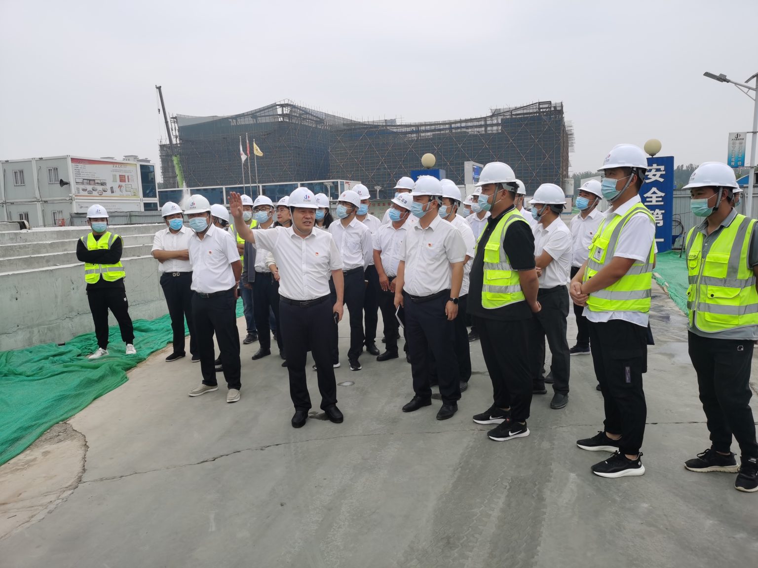 深入解析字母哥NBA录像中的战术意识与赛场决策能力